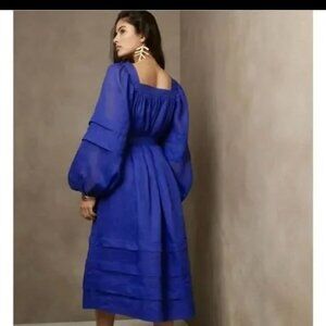 Banana Republic Ramie Midi Dress // voltage blue. Size XS